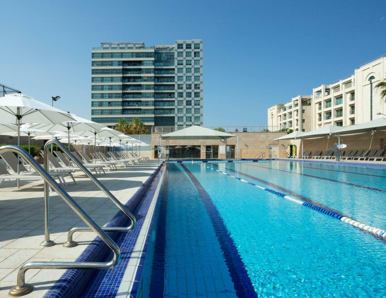 Aparthotel Okeanos On The Beach Herzelia Dış mekan fotoğraf