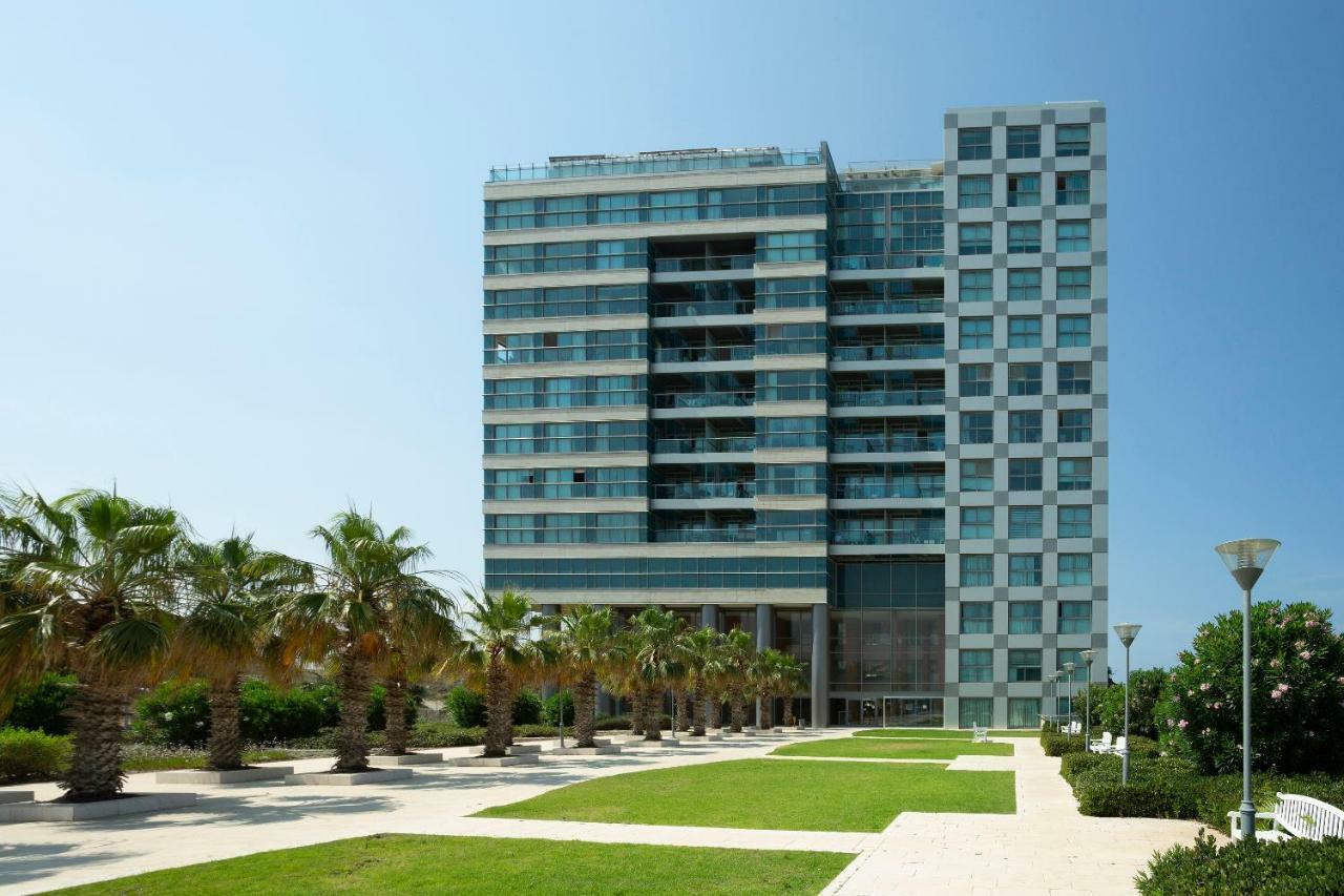 Aparthotel Okeanos On The Beach Herzelia Dış mekan fotoğraf
